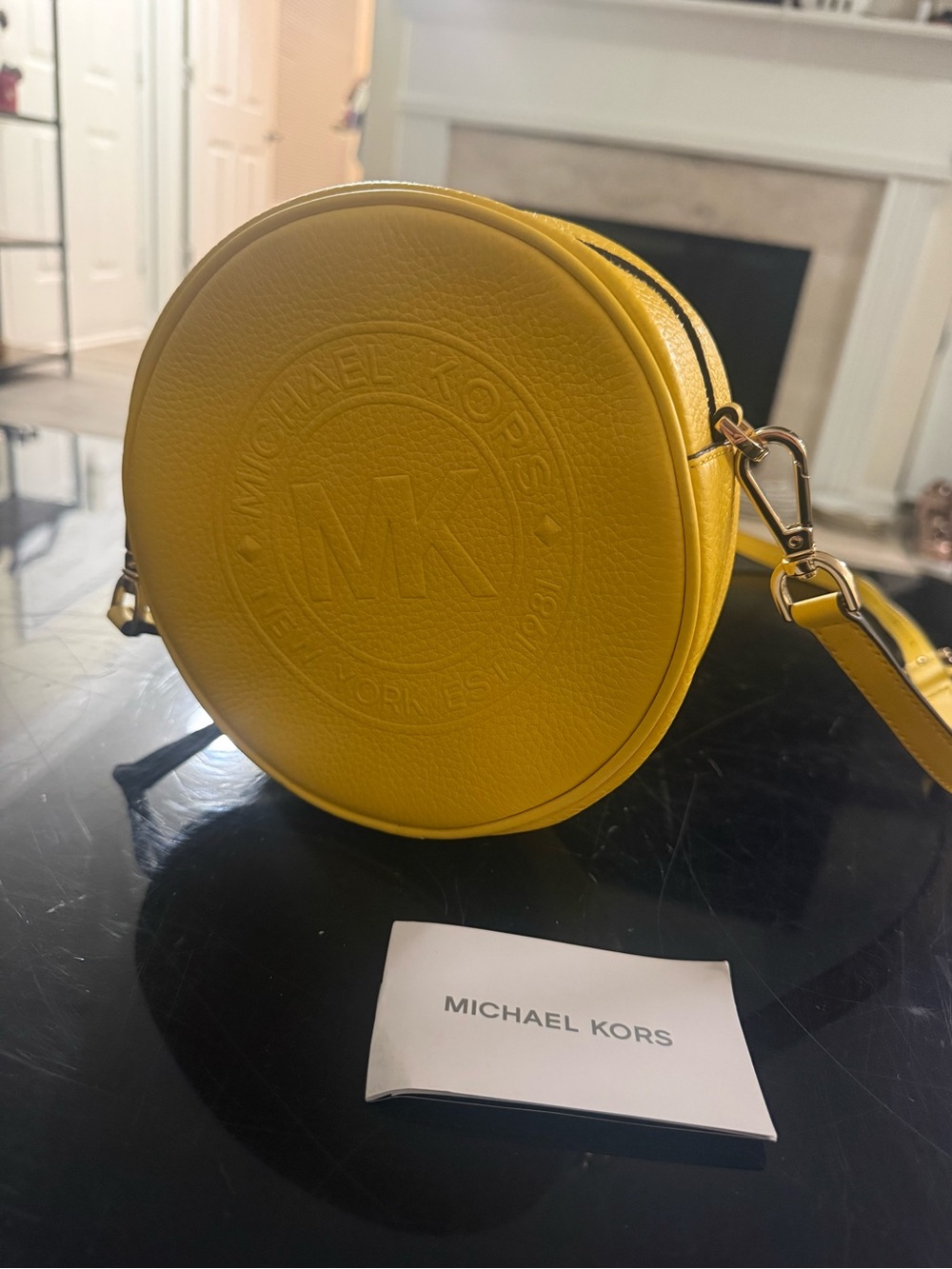 Michael Kors Yellow Fulton Small Logo Debossed Leather Canteen Crossbody Bag